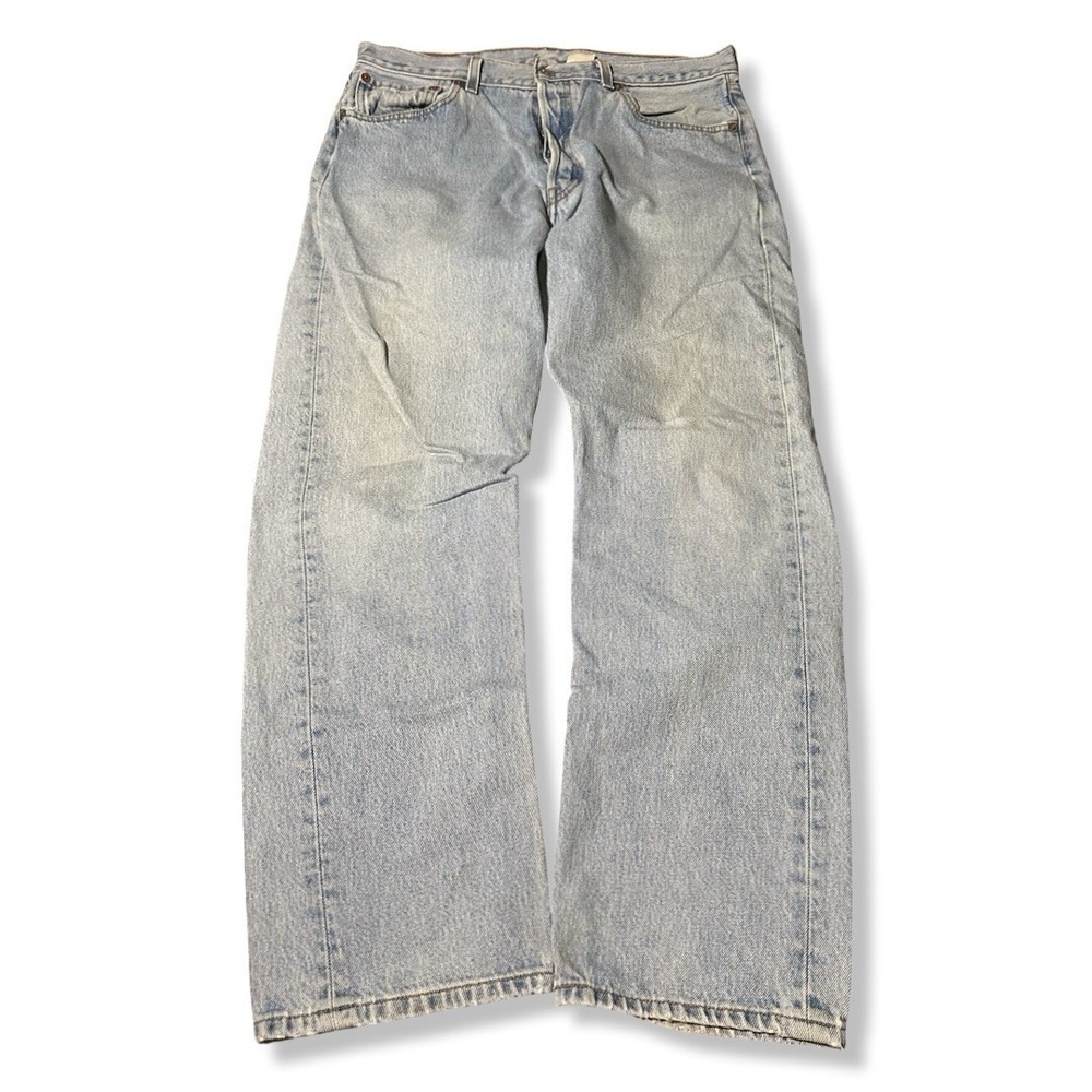 Vintage 90s Levi's 501 Size 34x30 Made In USA Blue Wash